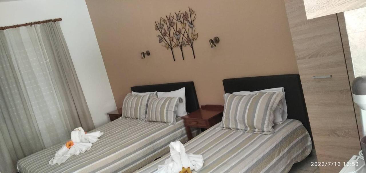 Golden Sun Apartments روداكينو المظهر الخارجي الصورة